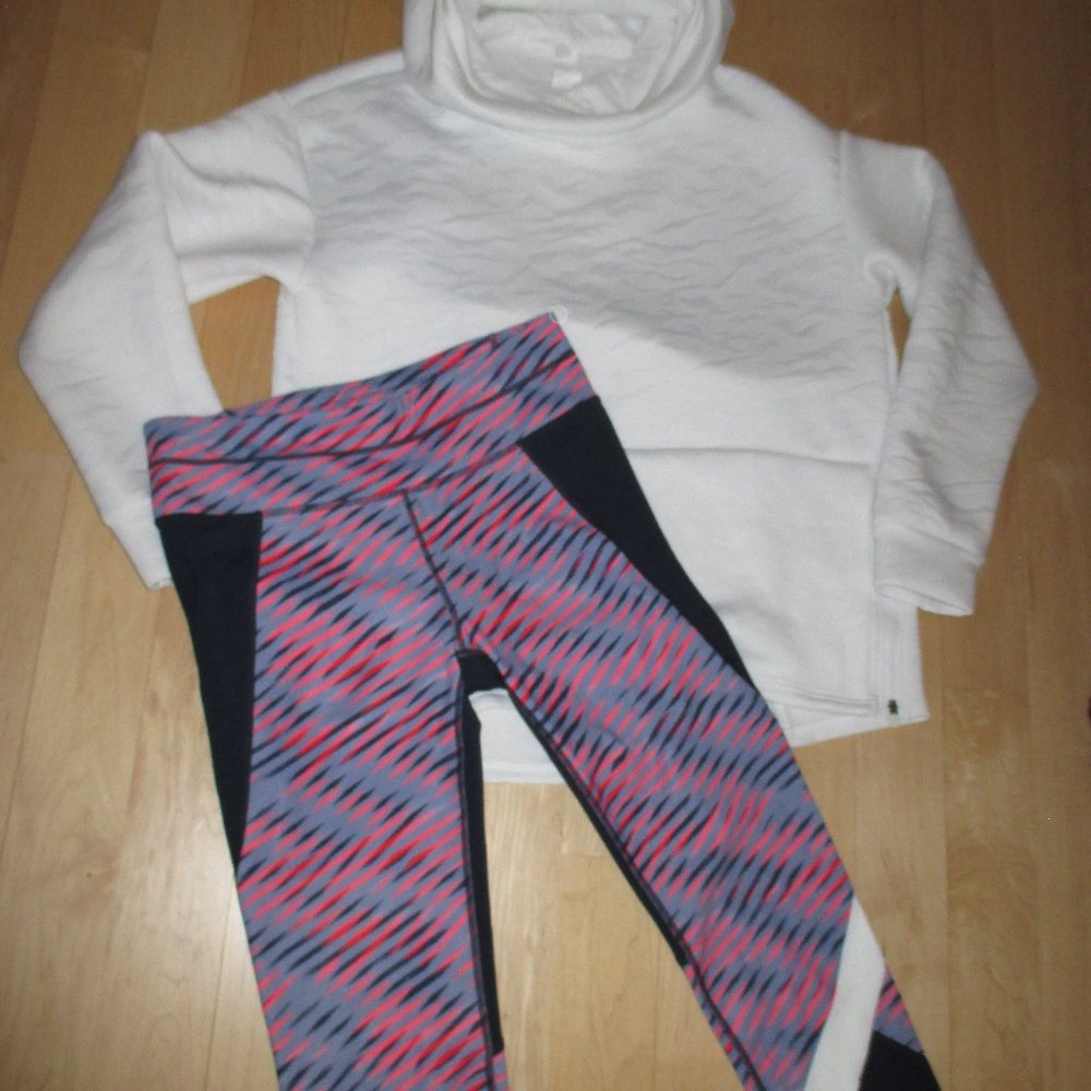 Athleta Electra Leggings & Fabletics Hoodie Womens Medium